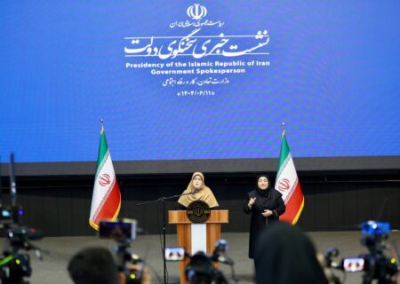 سخنگوی دولت: صدور گواهینامه موتور برای بانوان منعی ندارد/ مکانیزم ماشه را فاقد اعتبار حقوقی می دانیم