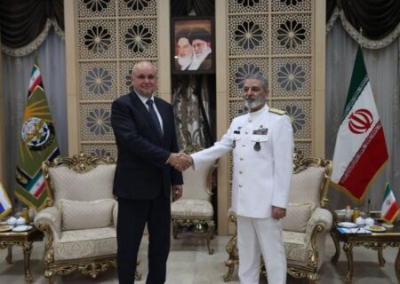 سرلشکر موسوی: ایران، دیپلماسی و مذاکره را بهترین روش حل مشکلات می‌داند