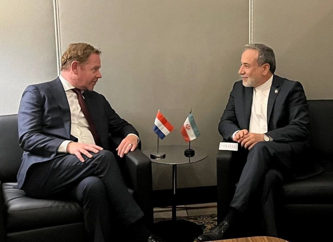 اعلام آمادگی ایران برای تقویت روابط دوجانبه با هلند