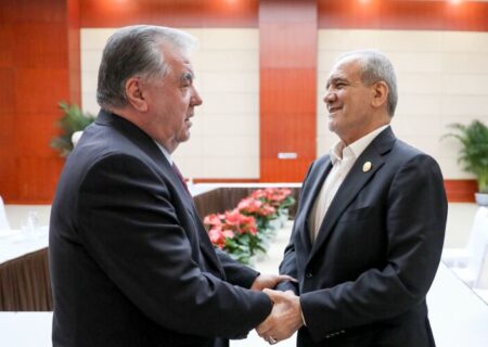 پزشکیان:همکاری‌های تهران و دوشنبه در تمام عرصه‌ها رو به گسترش است