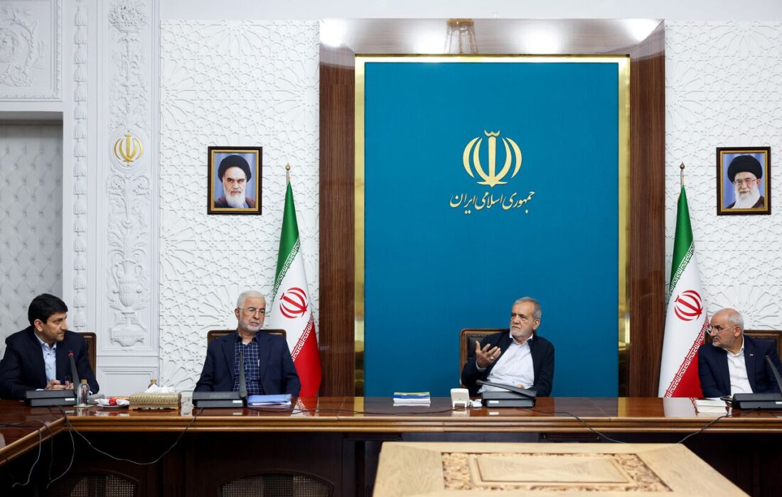 پزشکیان: ارائه خدمات به مردم بر مبنای طرح‌های «ژئوکد» و «جی‌نف» صورت خواهد گرفت