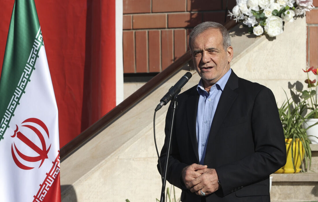 رئیس جمهور:دولت همه بسترهای لازم را برای موفقیت دانشآموزان فراهم میکند