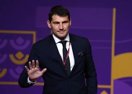 کاسیاس: بازیکنان رئال با تصمیمات داور کنار بیایند