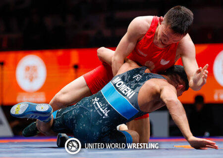 مومنی از دور رقابت‌های کشتی آزاد قهرمانی جهان در زاگرب حذف شد