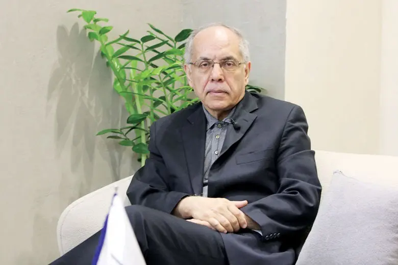 روزنه ای برای تغییر مسیر وجود دارد