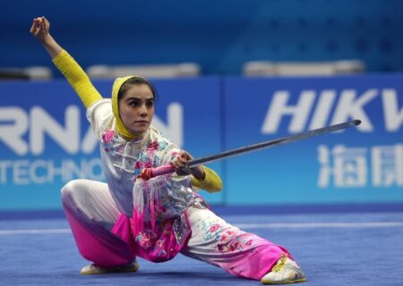 مدال طلای مسابقات ووشو قهرمانی جهان بر گردن زهرا کیانی