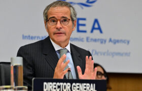 ادعای گروسی درباره تلاش برای حل پایدار مساله هستهای ایران