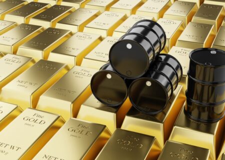 نفت و بیت کوین در حال پس‌روی در بازارها