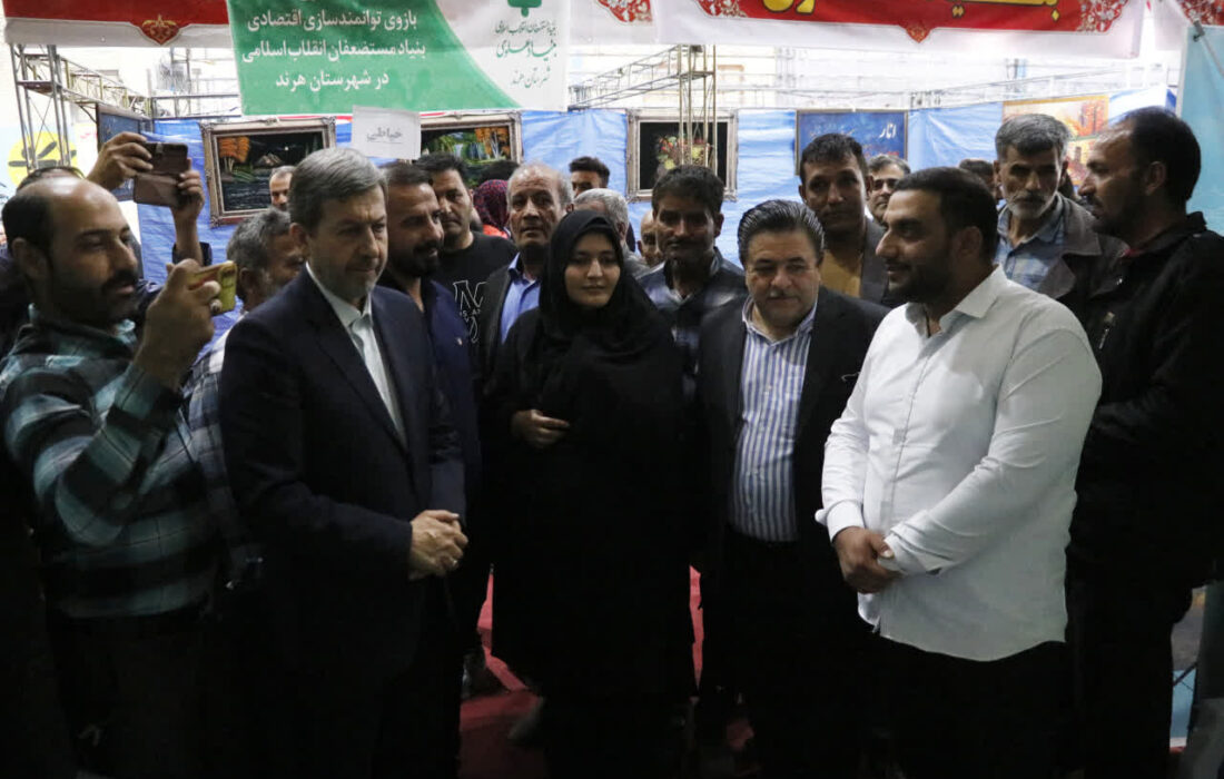 تأکید استاندار اصفهان بر حمایت از مشاغل خانگی و رونق اقتصادی مناطق روستایی و عشایری