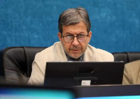 استاندار اصفهان: صیانت از جنین، سرمایه‌گذاری برای آینده جمعیت و اقتصاد ایران است