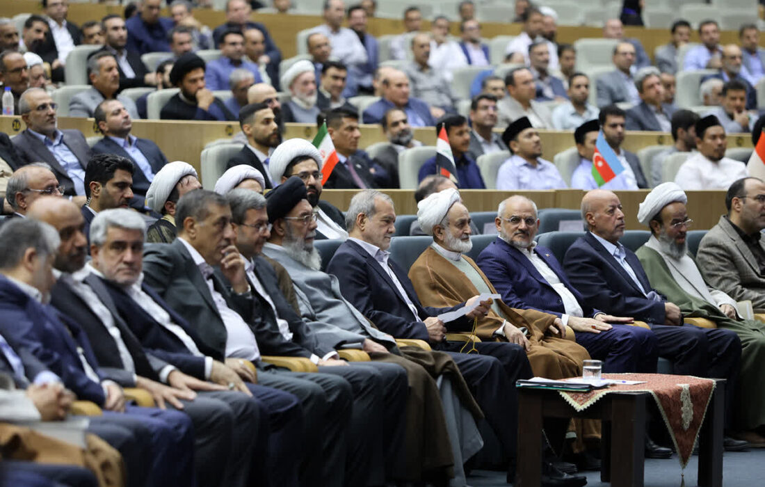 نهج‌البلاغه برنامه‌ای برای عمل در تدبیر کشور و روح جاری در حکمرانی ما است