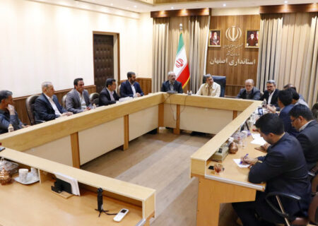 استاندار اصفهان: مشکلات شهرستان‌ها را با جدیت پیگیری و حل خواهیم کرد