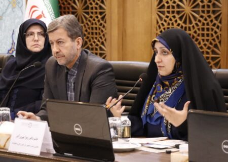 بهروزآذر: رویکرد استاندار اصفهان گویای توجه ویژه به مسائل بانوان است