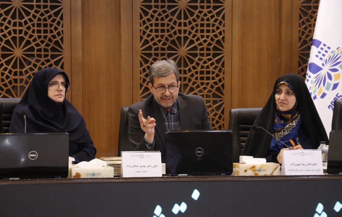 مشکلات بانوان فعال اقتصادی اصفهان در جلسات شورای گفتگو دولت و بخش خصوصی بررسی میشود