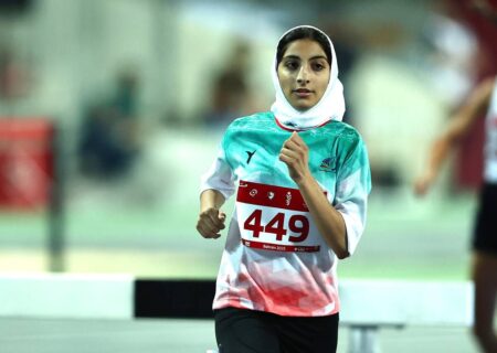 پنجمی احمدی در دوی ۲۰۰۰ متر بامانع