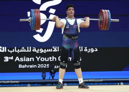 ادیبی از کسب مدال بازماند