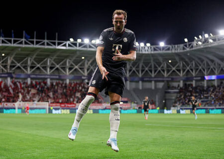 بایرن مونیخ با کمپانی تاریخ‌ساز شد