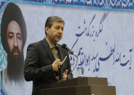 نیاز جامعه امروز «وحدت‌گرایی» و تعامل همه اقشار جامعه است