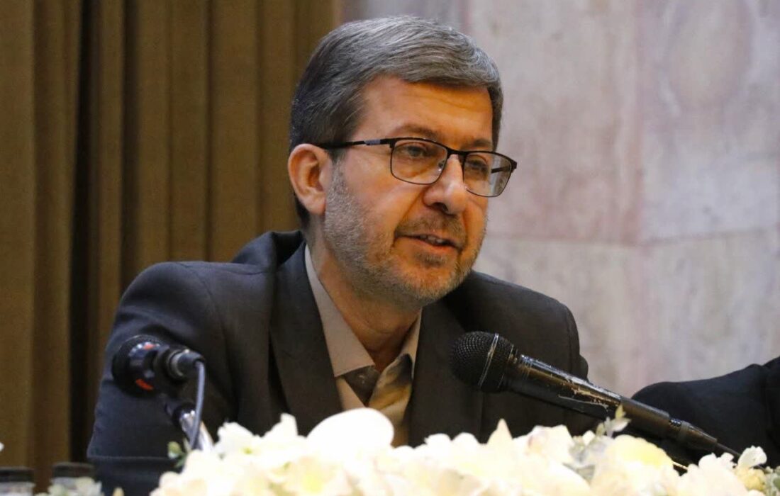 تأکید استاندار اصفهان بر اتمام پروژههای نیمهتمام و مقابله هوشمندانه با “جنگ اقتصادی”
