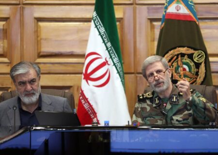 سرلشکر حاتمی: رویکردهای جدیدی را برای هرگونه تهدید اتخاذ کرده‌ایم