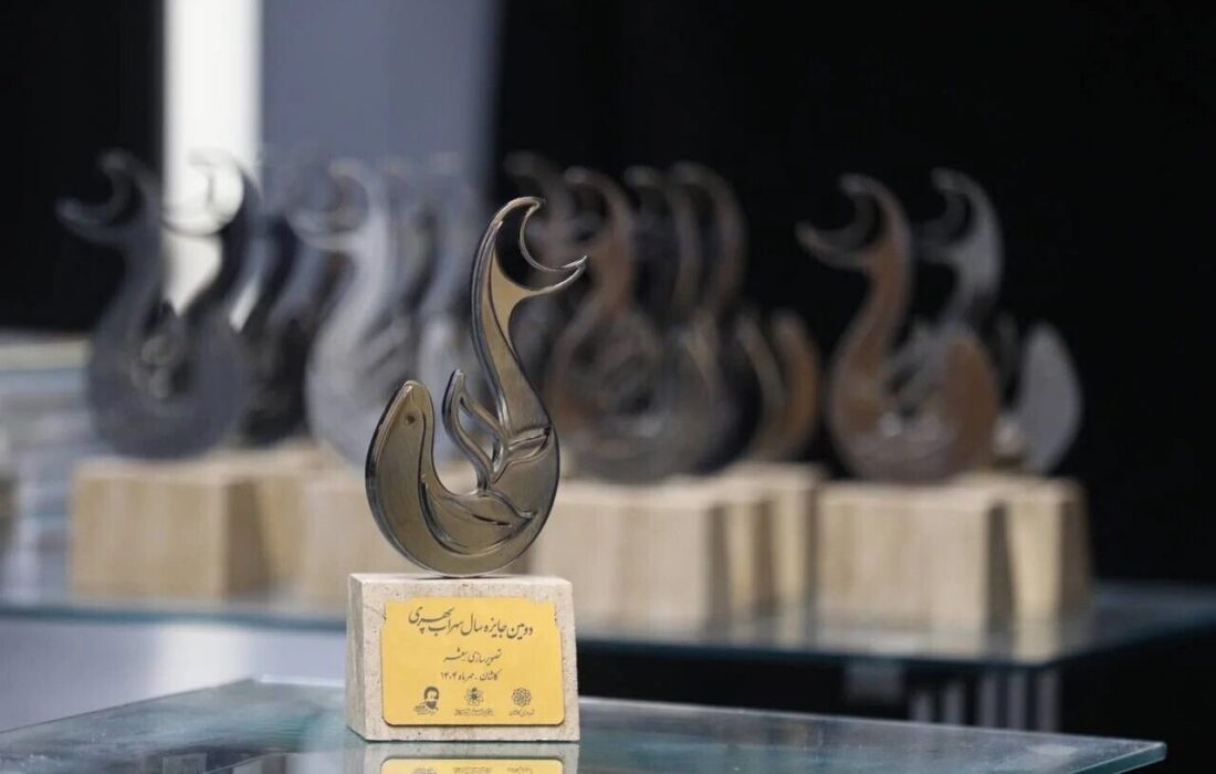 درخواست مدیرکل دفتر هنرهای تجسمی وزارت ارشاد برای جهانی شدن جایزه سهراب سپهری