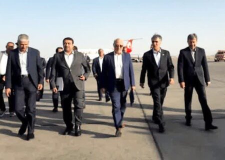 رئیس کل بانک مرکزی به دعوت استاندار وارد اصفهان شد