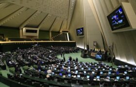 جلسه علنی مجلس آغاز شد/ سوال نماینده مبارکه از وزیر کار در دستور کار نمایندگان