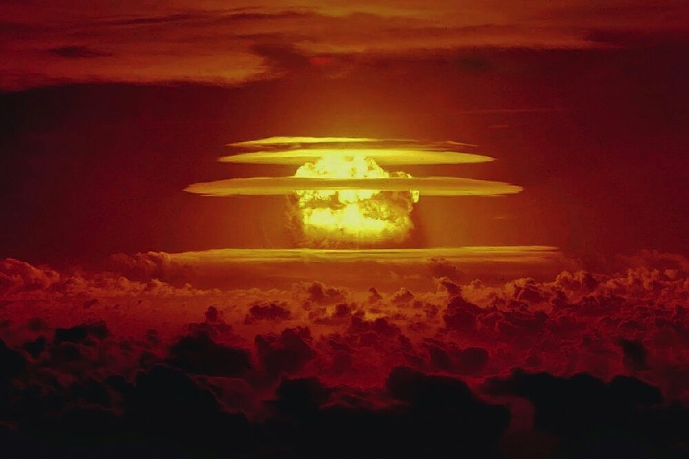 سناتور آمریکایی اعلام آزمایش‌ هسته‌ای از سوی ترامپ را ویرانگر و فاجعه‌بار خواند