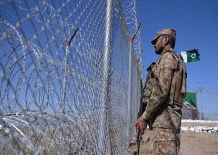 ارتش پاکستان مدعی انهدام ۶ تانک افغانستان شد