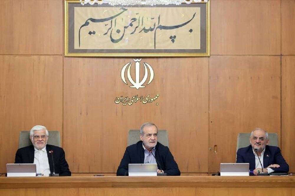 تصویب ۲ آئیننامه مربوط به مدیریت بهرهبرداری فرودگاهها و قانون حمایت از مالکیت معنوی