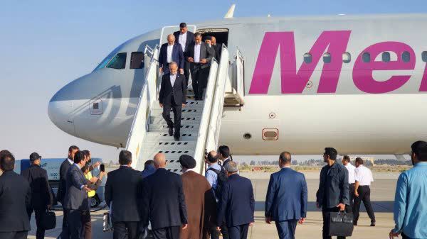 پزشکیان وارد اصفهان شد