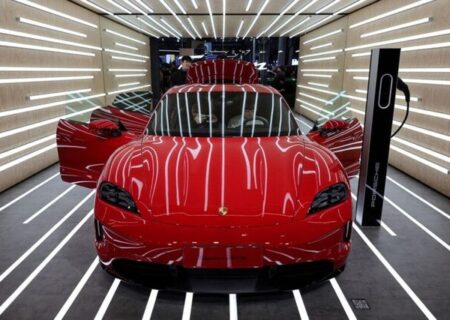 فروش پورشه در چین و آمریکای شمالی دنده عقب گرفت