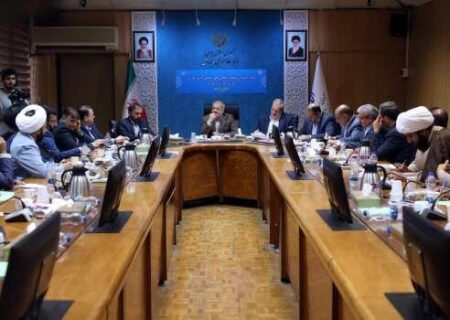 کاظمی: تضمین آینده جمهوری اسلامی ایران با سرمایه‌گذاری در مدرسه امکان‌پذیر است