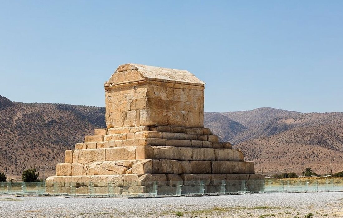 چرا روز «کوروش» در تقویم نیست؟