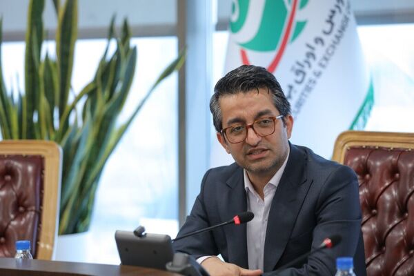 معاون سازمان بورس: زمینه اجتماعی فروش بنزین سوپر در بورس انرژی فراهم است