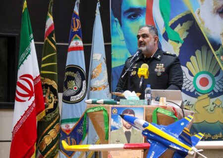 دریادار ایرانی: اسکورت کشتی های ایرانی در همه نقاط جهان انجام می شود