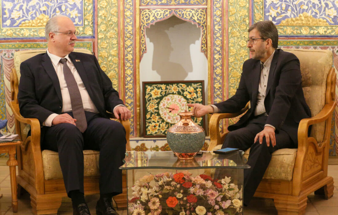 نصف جهان, دروازه بلاروس به خلیج فارس است