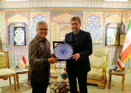 “پل نوآوری اصفهان _ اندونزی” راهی برای توسعه ارتباطات در چارچوبی مدرن