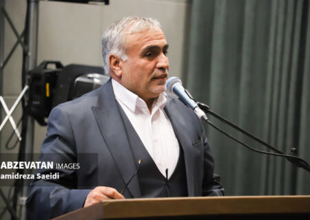 اجرای مصوبات استانی و جذب سرمایه‌گذاری گره‌گشای مشکلات شهرستان لنجان است