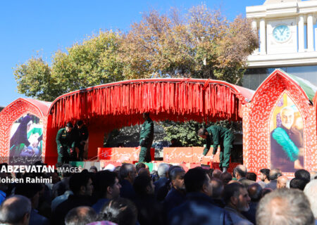 اهالی بهشت شهرستان لنجان را عطرآگین کردند