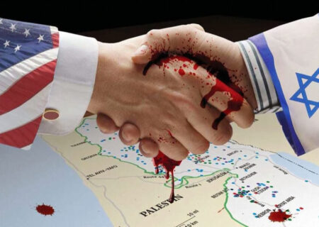 یک دانشجوی آمریکایی دی ونس را در اعتراض به حمایت واشنگتن از تل آویو به چالش کشید