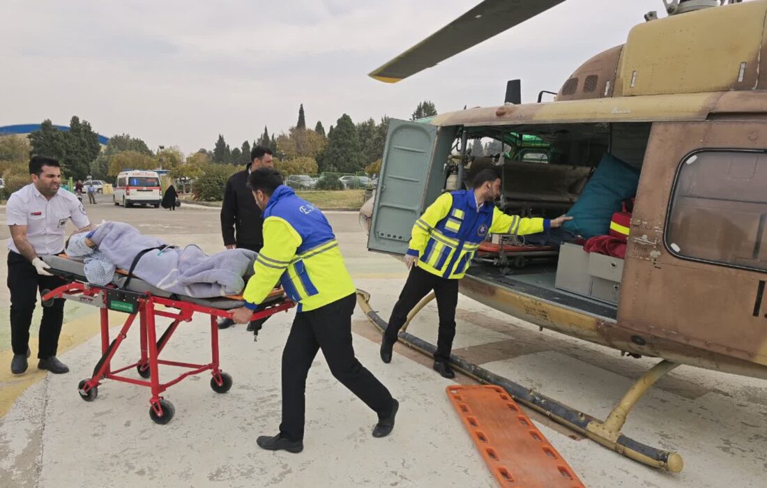 انتقال هوایی مصدومین حادثه واژگونی اتوبوس مسافربری در سمیرم