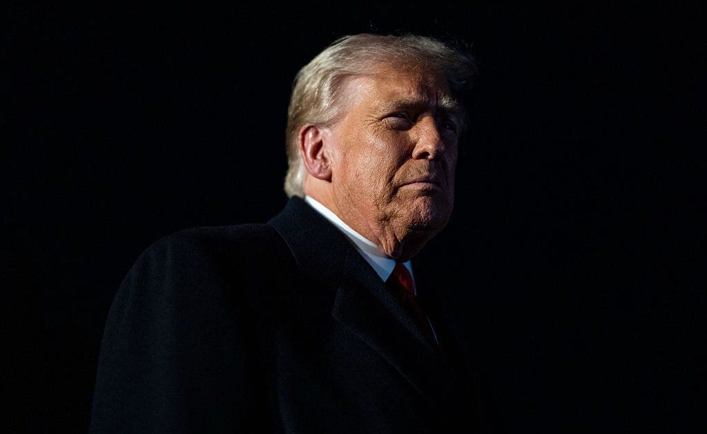 فروپاشی یک ساختار تردیدهای ترامپ مقاومت مادورو