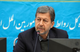 استاد زهتاب تجسم عشق در قامت معلم است