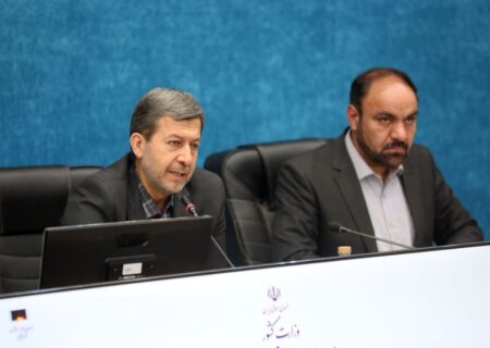 ۳۳ مصوبه نشست استاندار اصفهان با مردم ورزنه در دستورکار دستگاه‌های اجرایی