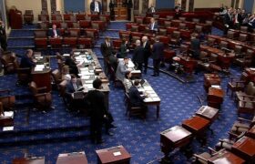 سنای آمریکا به پایان تعطیلی دولت ترامپ رای داد؛ مصوبه به مجلس نمایندگان ارسال شد