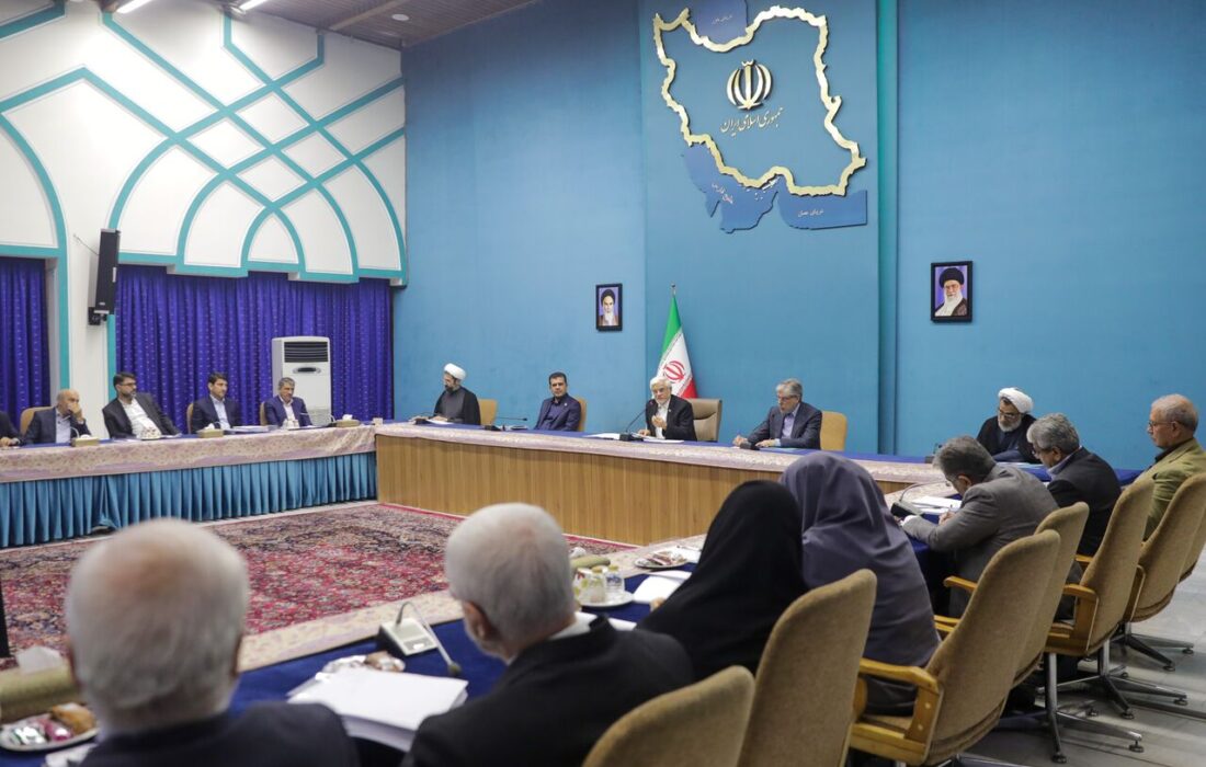 عارف:تهیه سند ملی نظام نوآوری در اولویت قرار گیرد