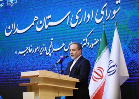 عراقچی: “ایران قوی” و حفظ انسجام، راه دور کردن تهدیدها از ایران است