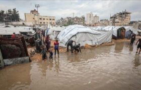 سازمان ملل: باران چادر آوارگان غزه را زیر آب برد/ اسرائیل مانع ورود کمک ها به غزه می شود