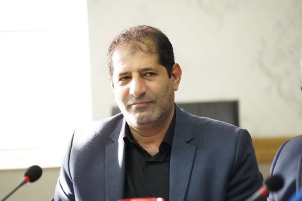 تسریع الحاق اراضی و اجرای طرح‌های نهضت ملی مسکن در شهرهای لنجان